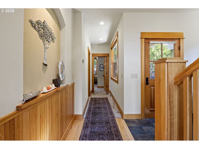 11122 BUNK HOUSE Ln, Redmond, OR 97756