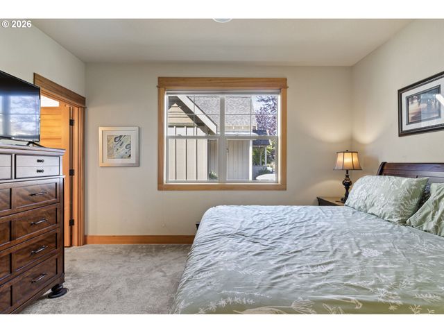 11122 BUNK HOUSE Ln, Redmond, OR 97756