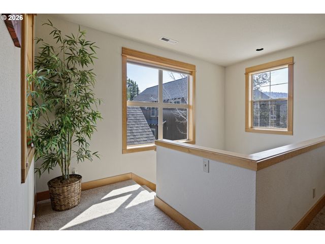 11122 BUNK HOUSE Ln, Redmond, OR 97756
