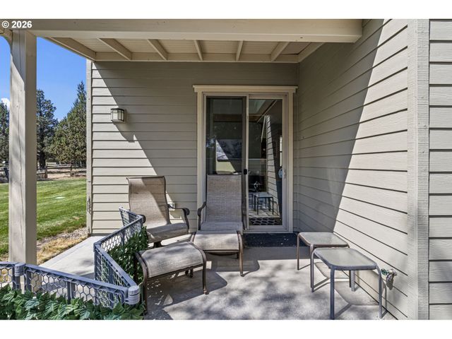 11122 BUNK HOUSE Ln, Redmond, OR 97756