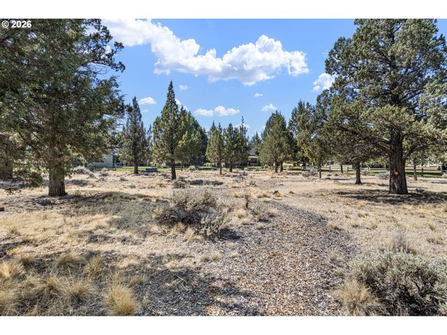 11122 BUNK HOUSE Ln, Redmond, OR 97756
