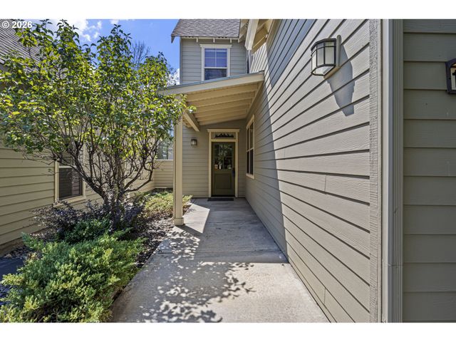 11122 BUNK HOUSE Ln, Redmond, OR 97756