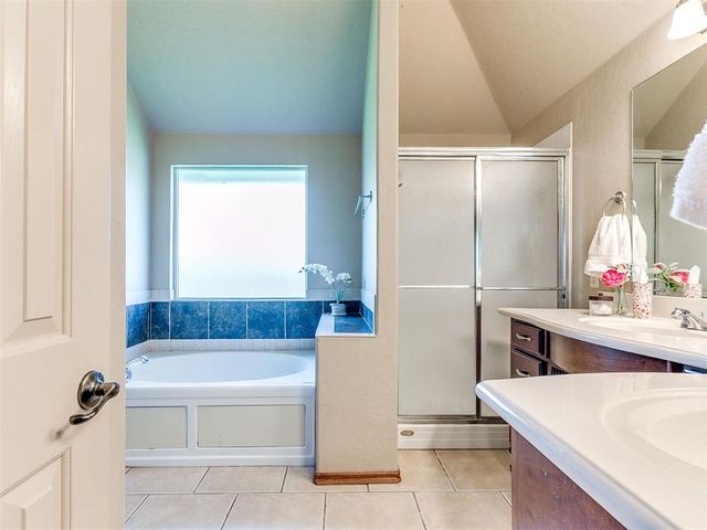 309 E Richmond Terrace, Mustang, OK 73064