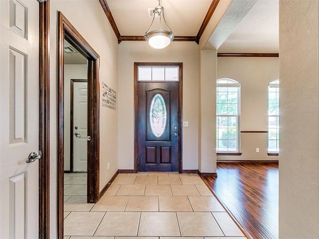 309 E Richmond Terrace, Mustang, OK 73064