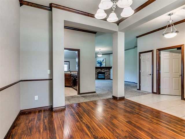 309 E Richmond Terrace, Mustang, OK 73064