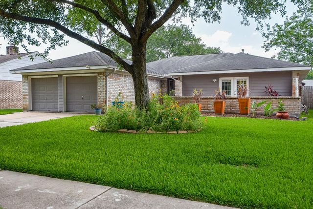 1918 Quail Grove Lane, Missouri City, TX 77459