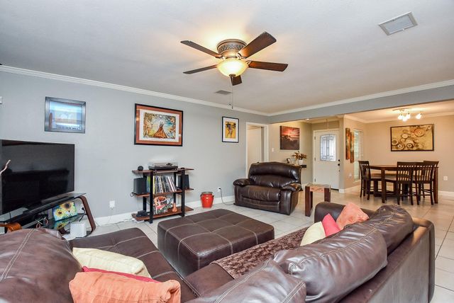 1918 Quail Grove Lane, Missouri City, TX 77459