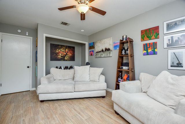 1918 Quail Grove Lane, Missouri City, TX 77459