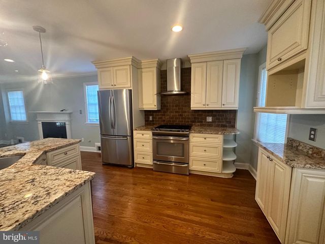 1220 PORTNER RD, Alexandria, VA 22314