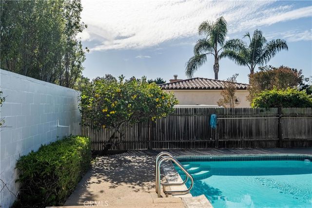 29 Margate, Palos Verdes Estates, CA 90274