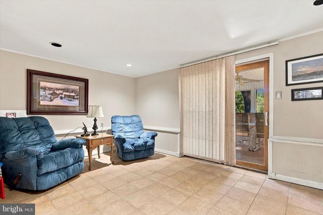 1338 BARNESS DR, Warminster, PA 18974