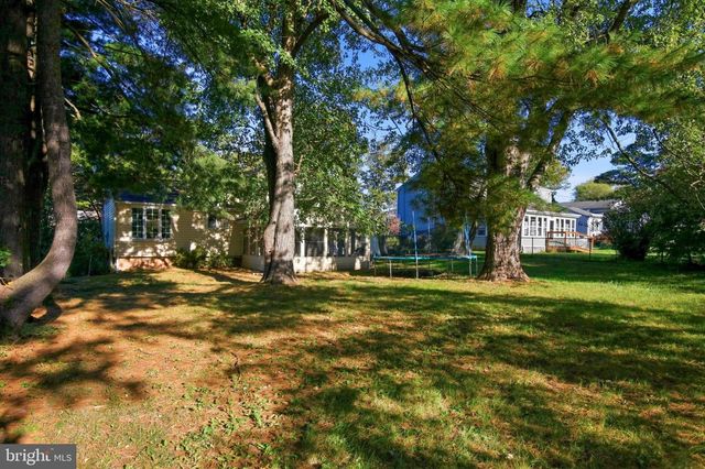 1338 BARNESS DR, Warminster, PA 18974