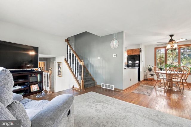1338 BARNESS DR, Warminster, PA 18974