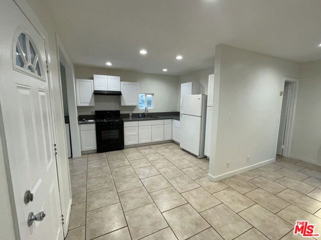 5301 Cleon Avenue, North Hollywood (los Angeles), CA 91601