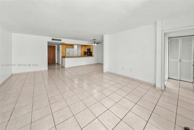6450 Collins Ave 205, Miami Beach, FL 33141