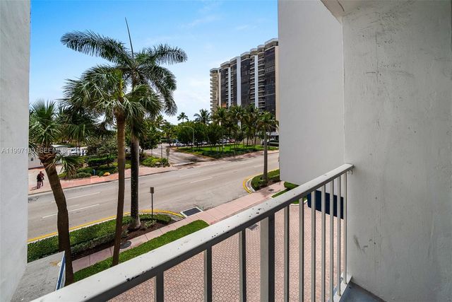 6450 Collins Ave 205, Miami Beach, FL 33141