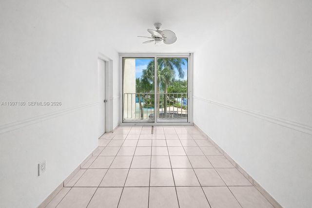6450 Collins Ave 205, Miami Beach, FL 33141