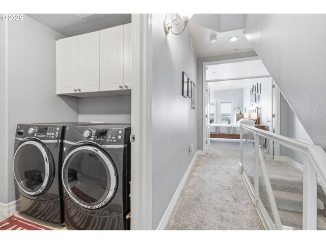 905 N HARBOUR Dr, Portland, OR 97217