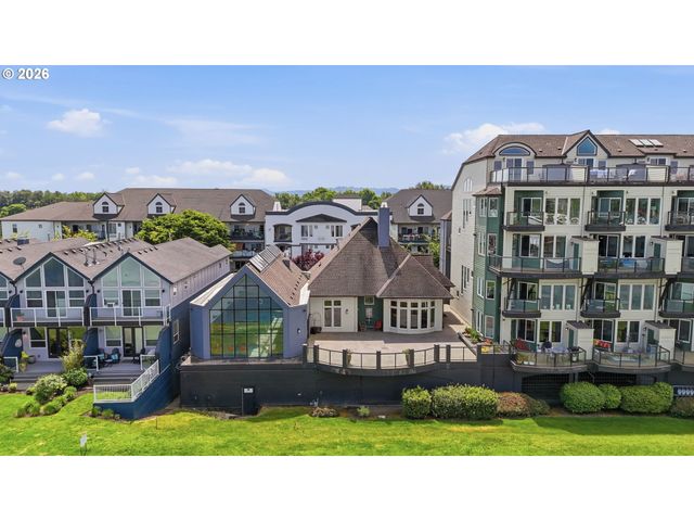 905 N HARBOUR Dr, Portland, OR 97217
