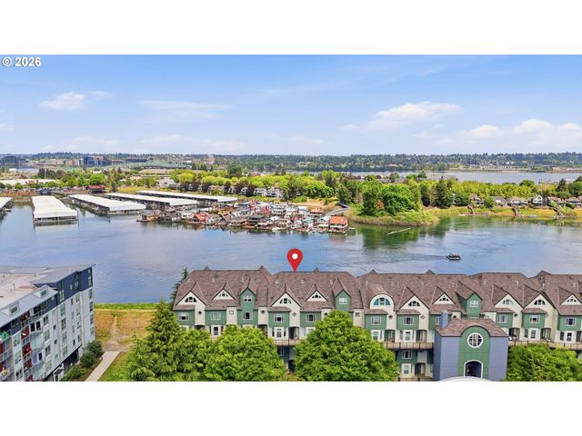 905 N HARBOUR Dr, Portland, OR 97217
