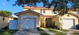 5829 Grant Street, Hollywood, FL 33021