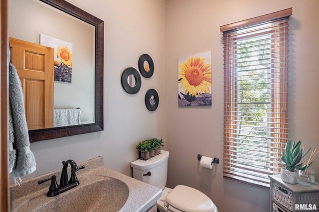 1615 POSEY Street, Marion, IL 62959