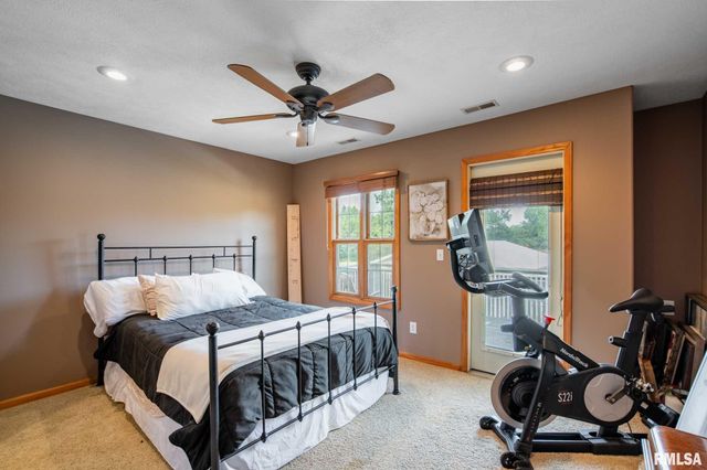 1615 POSEY Street, Marion, IL 62959