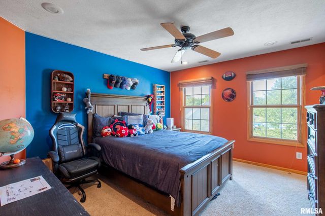 1615 POSEY Street, Marion, IL 62959