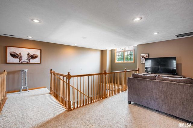 1615 POSEY Street, Marion, IL 62959