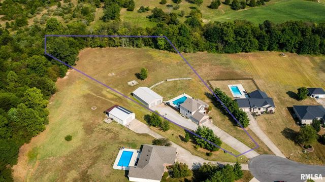 1615 POSEY Street, Marion, IL 62959