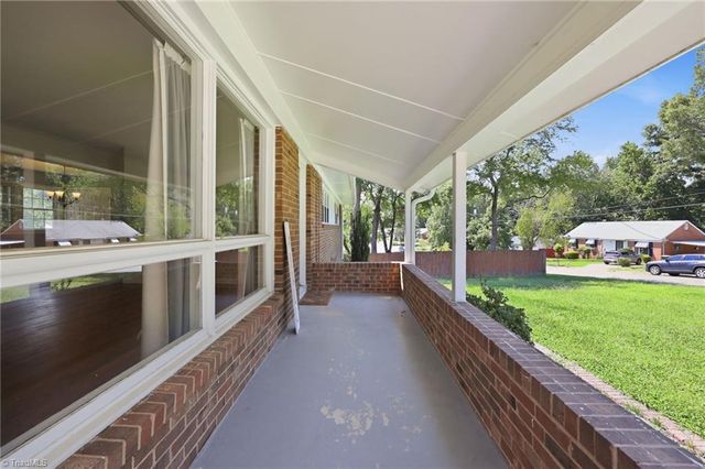 2405 Denver Drive, Greensboro, NC 27406