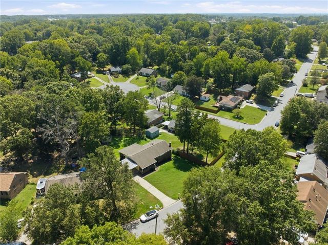 2405 Denver Drive, Greensboro, NC 27406