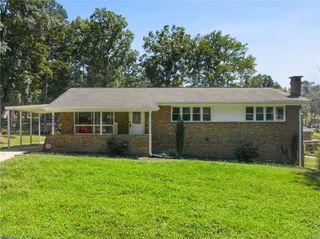 2405 Denver Drive, Greensboro, NC 27406