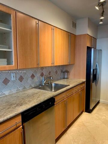 100 Lincoln Rd 1408, Miami Beach, FL 33139