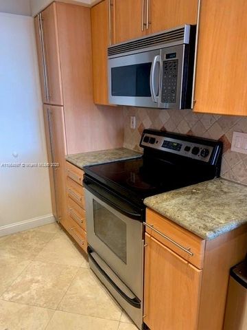 100 Lincoln Rd 1408, Miami Beach, FL 33139