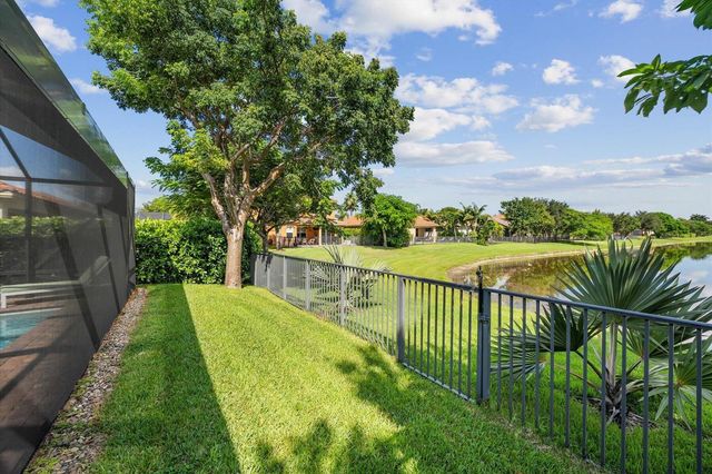 10731 Ivanhoe Lane, Wellington, FL 33414