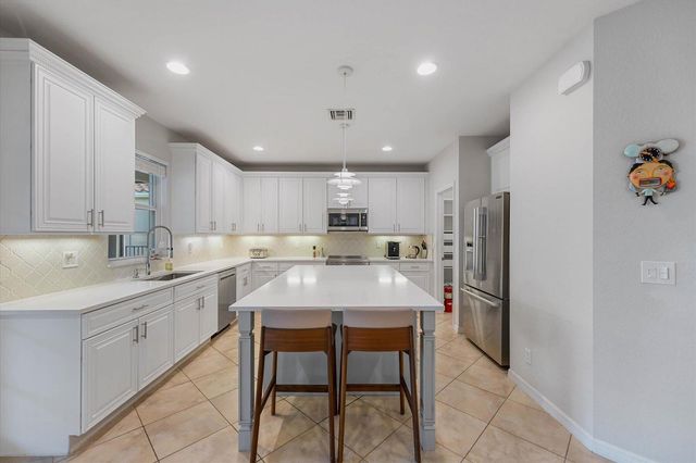 10731 Ivanhoe Lane, Wellington, FL 33414
