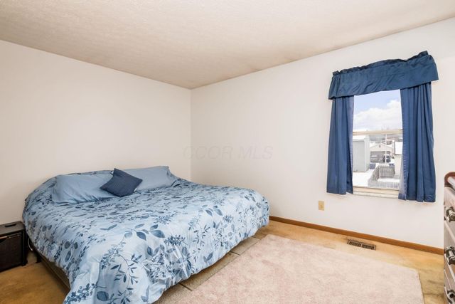 4455 Catamaran Drive, Columbus, OH 43207