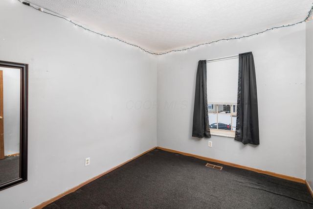 4455 Catamaran Drive, Columbus, OH 43207