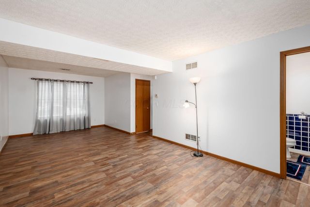 4455 Catamaran Drive, Columbus, OH 43207