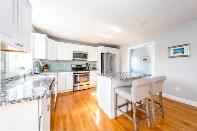 137 Falmouth-Sandwich Road, Mashpee, MA 02649