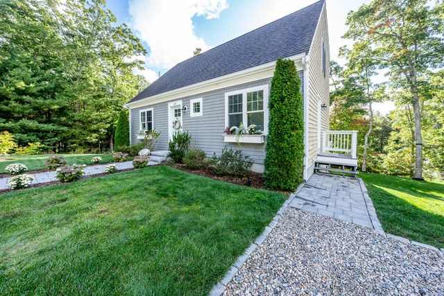 137 Falmouth-Sandwich Road, Mashpee, MA 02649