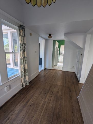 4526 Reiger Avenue, Dallas, TX 75246