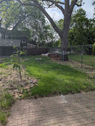 4526 Reiger Avenue, Dallas, TX 75246