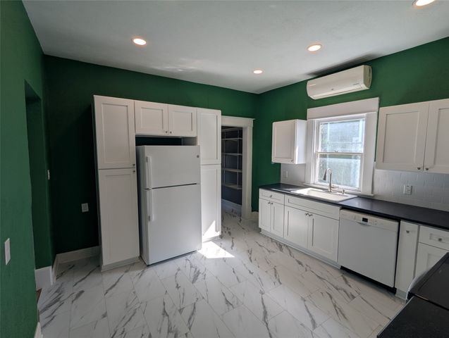 4526 Reiger Avenue, Dallas, TX 75246