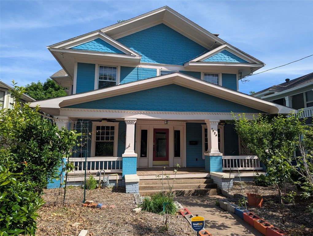 4526 Reiger Avenue, Dallas, TX 75246