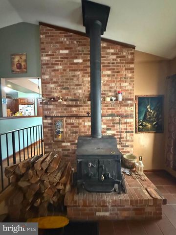 1545 E BUCKSHUTEM RD, Millville, NJ 08332