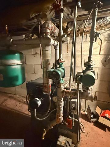 1545 E BUCKSHUTEM RD, Millville, NJ 08332