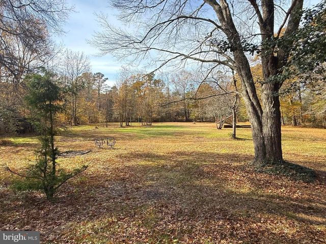 1545 E BUCKSHUTEM RD, Millville, NJ 08332