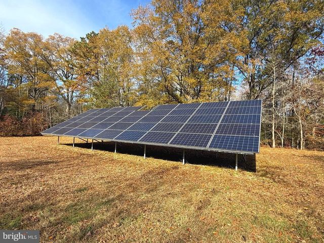 1545 E BUCKSHUTEM RD, Millville, NJ 08332